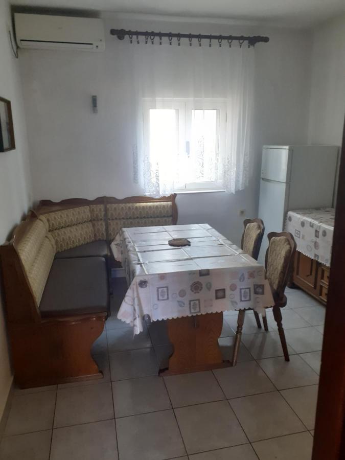 Apartmani Karuza ノヴァリャ エクステリア 写真